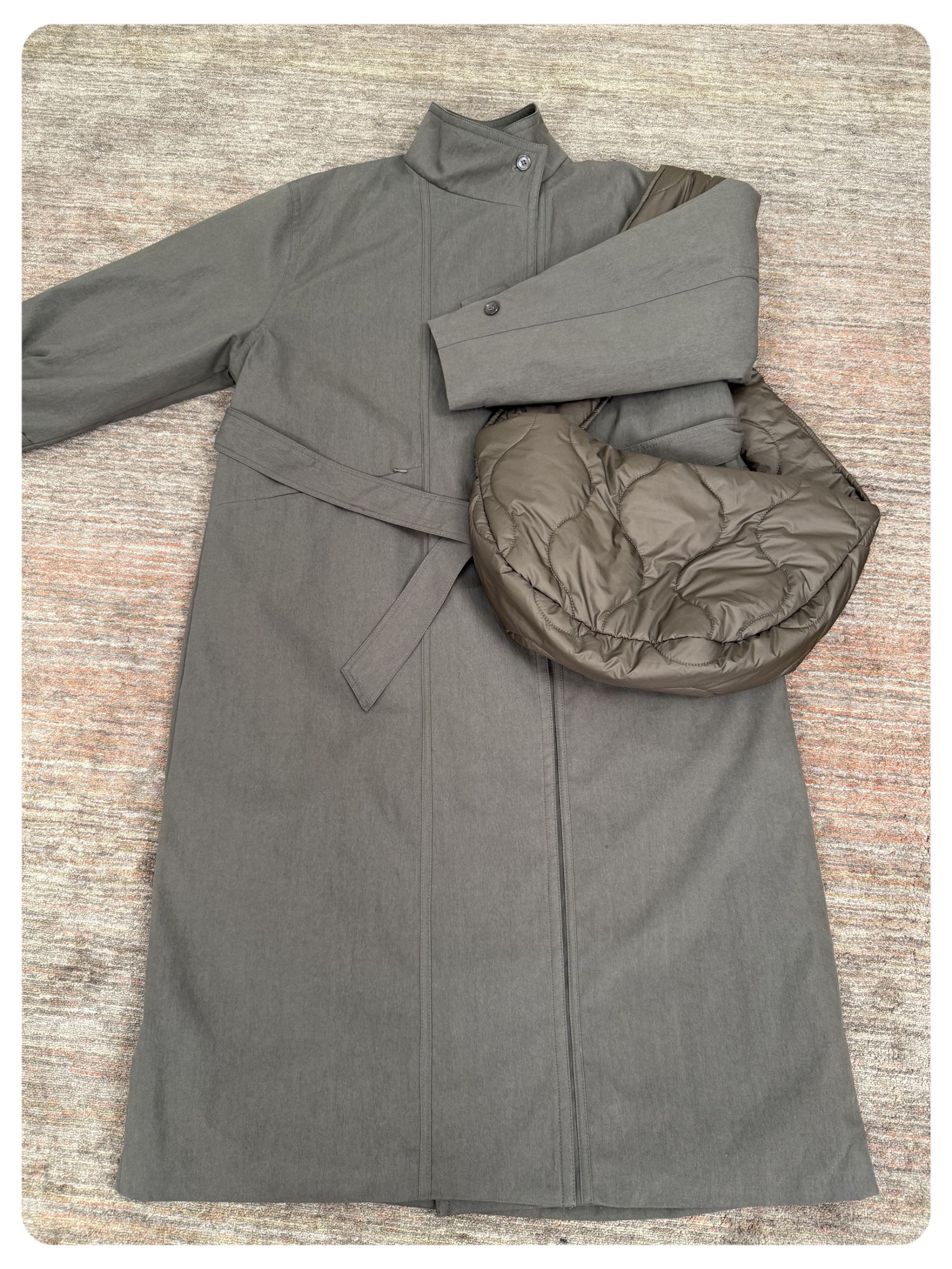 Uninhabitable 90白鸭绒羽绒服充绒量117g！羽绒外套+包包两件套！