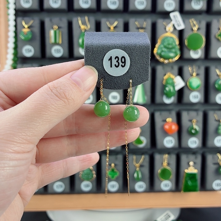 和田玉18K金镶嵌耳饰