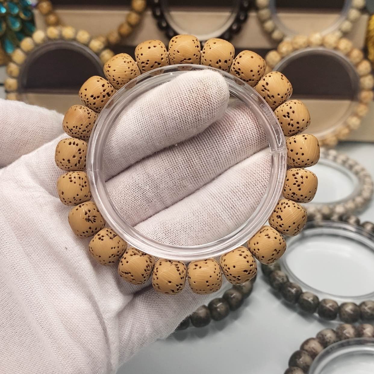 【闪购商品】星月菩提手串一物一图原生态同枝顺白半壁拉丝镂空