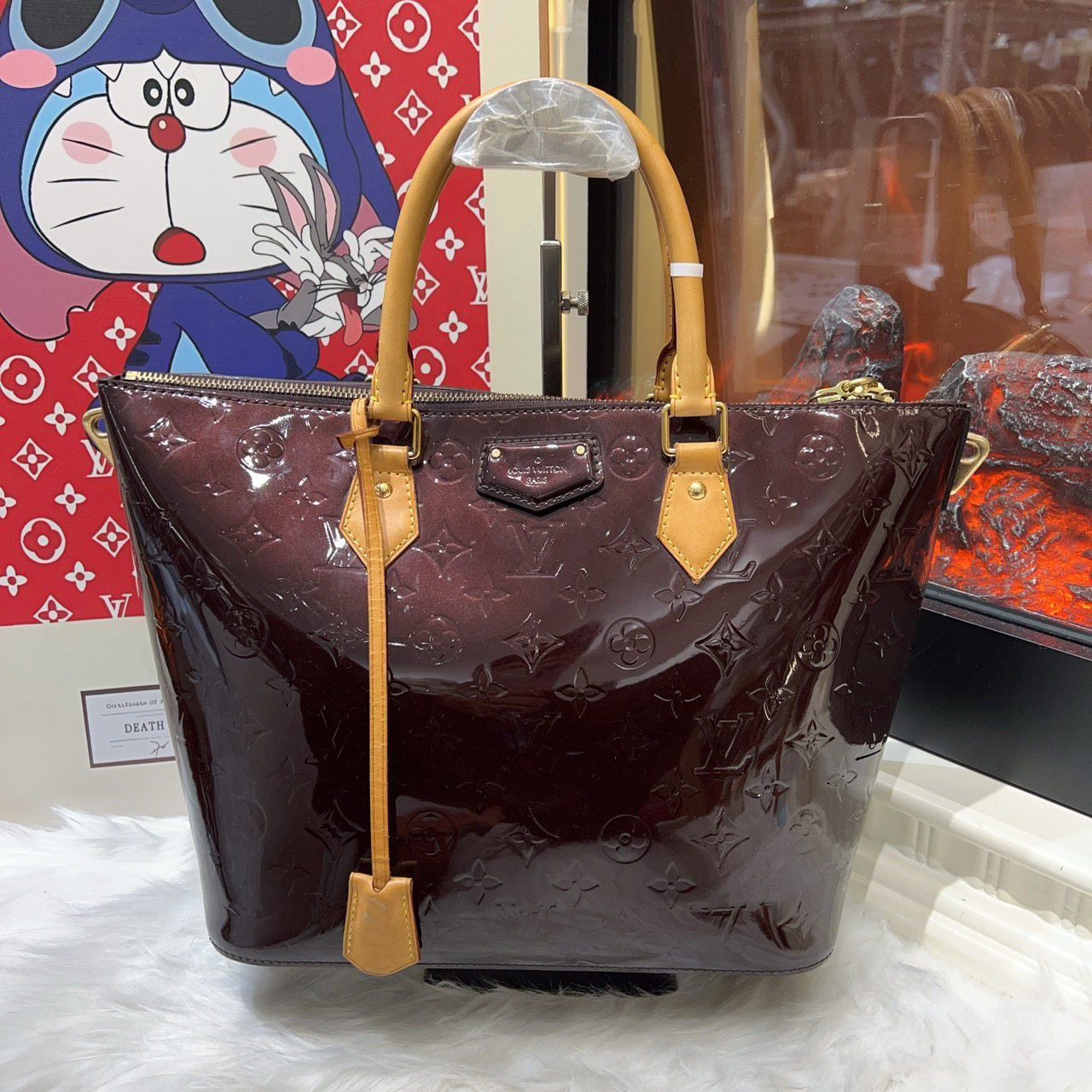 95新 LouisVuitton/路易威登 LV漆皮手提包现代款 a6034