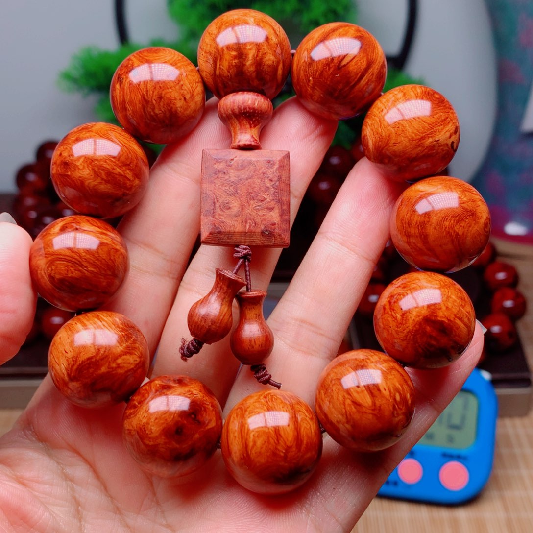 闯***涯黄花梨/降香黄檀云20f