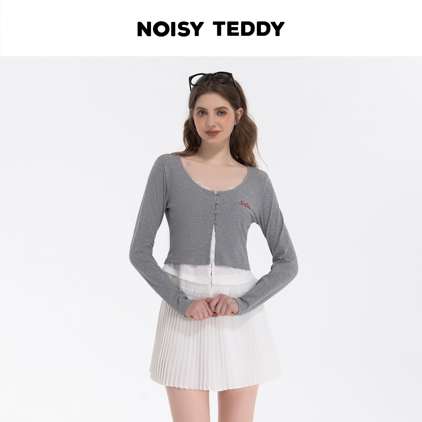 NOISY TEDDY 高级灰拼接蕾丝圆领时尚长袖T恤短款修身显瘦