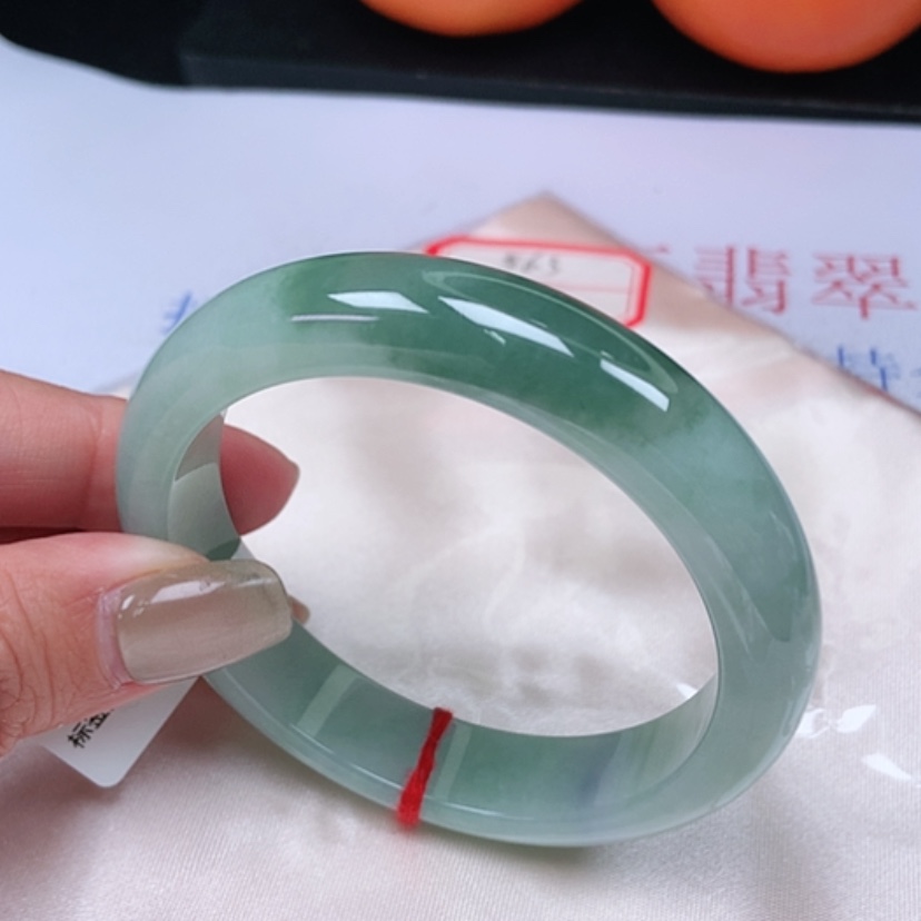 【闪购商品】翡翠手镯未镶嵌，