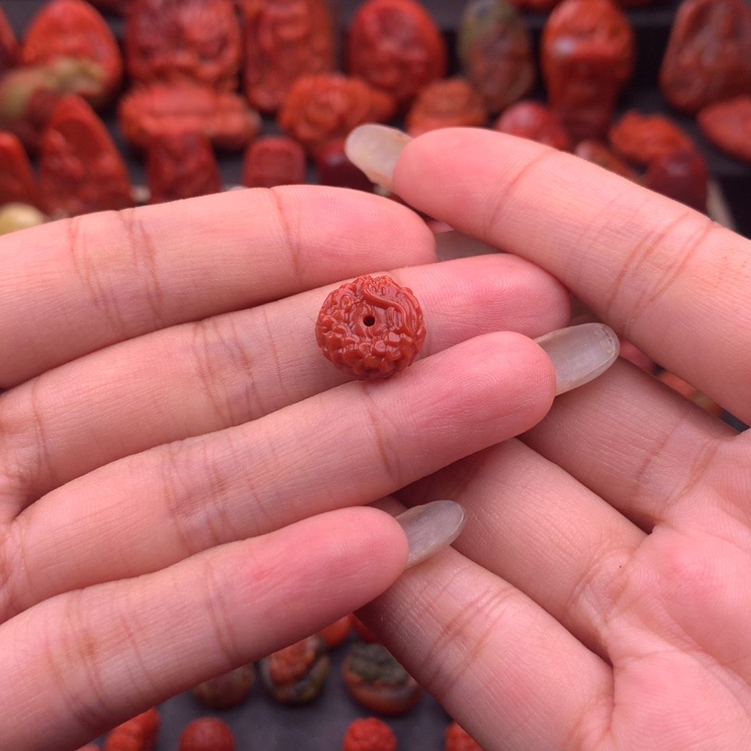 南红玛瑙南红川料精工雕刻龙扣12.9mm未镶嵌