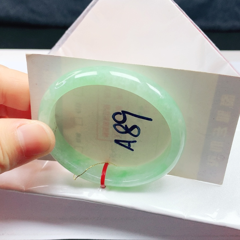 【闪购商品】翡翠手镯未镶嵌52➕圈口贵妃