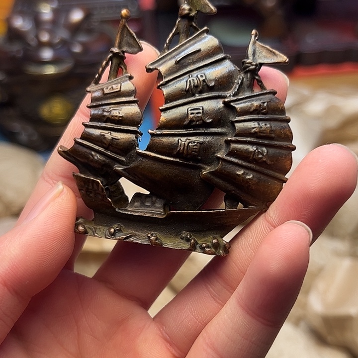 精美铜器摆件下单