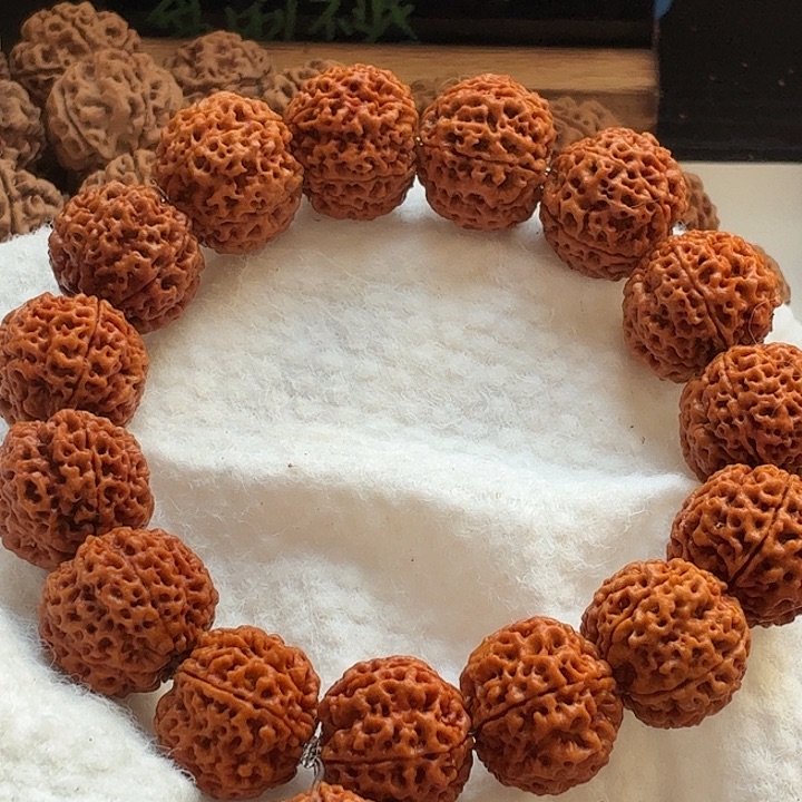 挚***怡金刚菩提手串原生态菠萝蜜21+超头