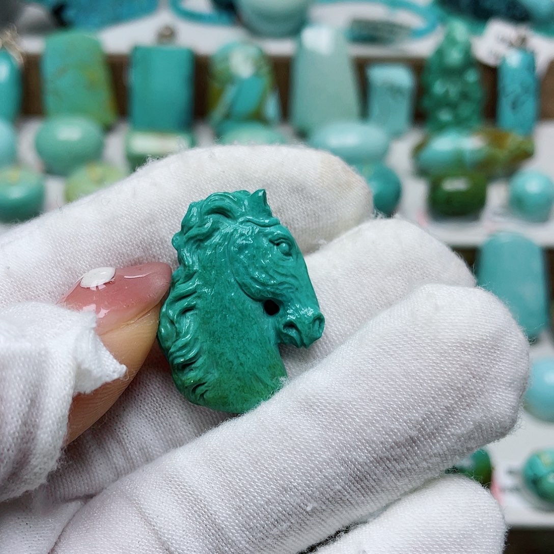 半***෴绿松石未镶嵌珠宝奇石