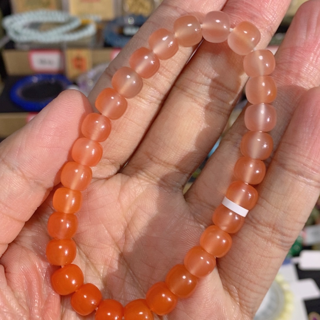 南红玛瑙手链未镶嵌