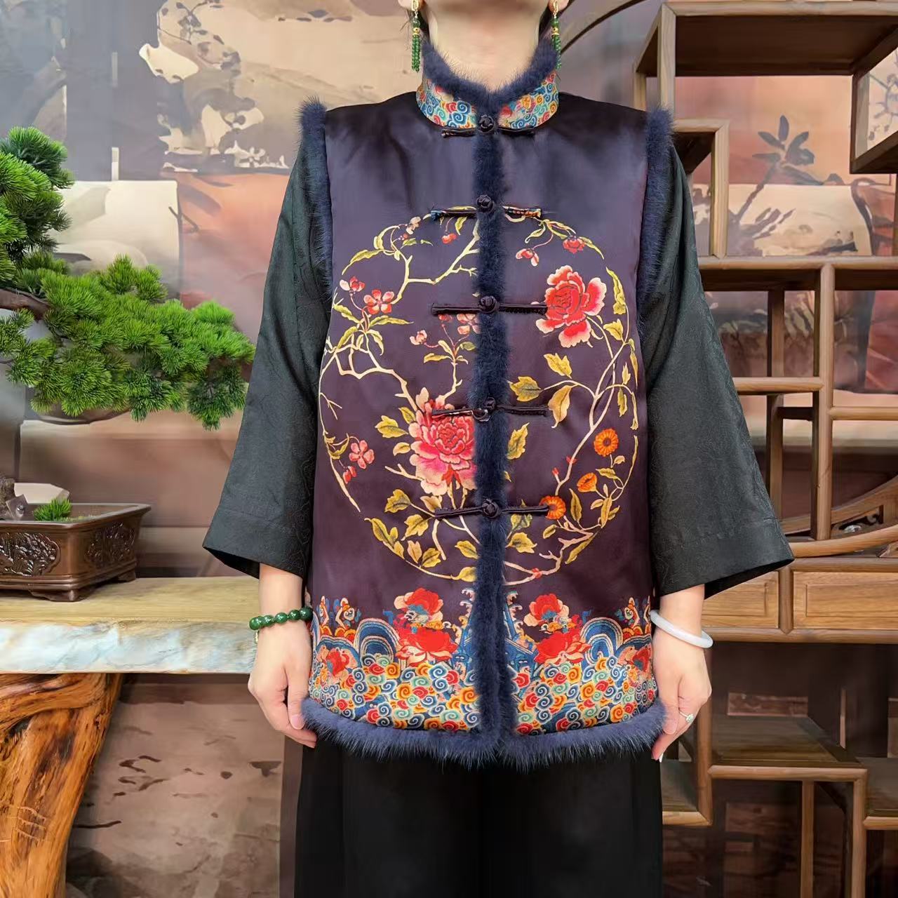 60姆米花好月圆马甲棉服100桑蚕丝款香云纱