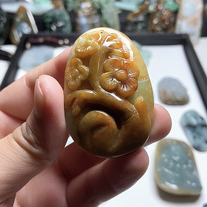 翡翠未镶嵌颈饰翡翠a货