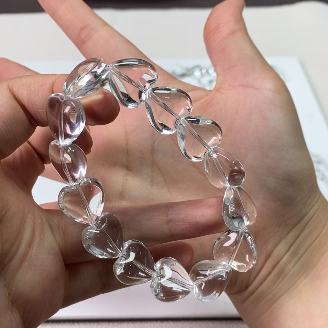 手串白水全净体 大爱心