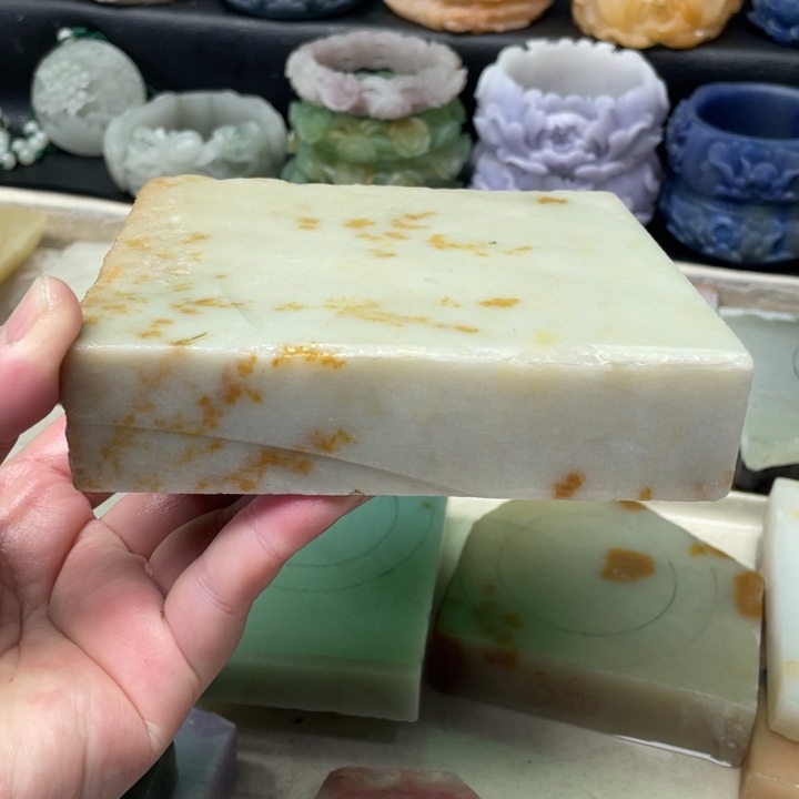 石英质玉未镶嵌珠宝半成品