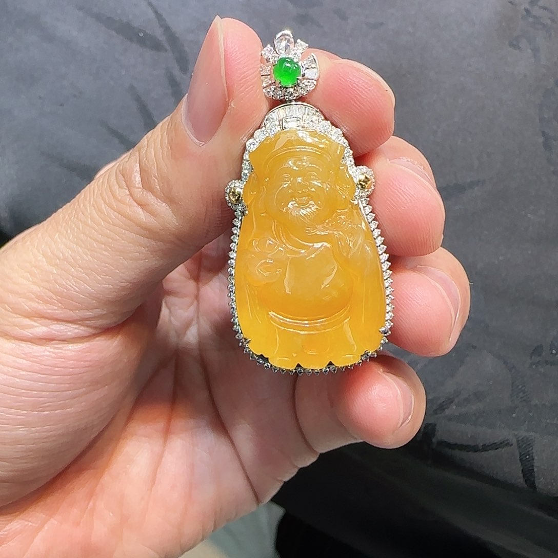 翡翠吊坠(不含链)18K金镶嵌