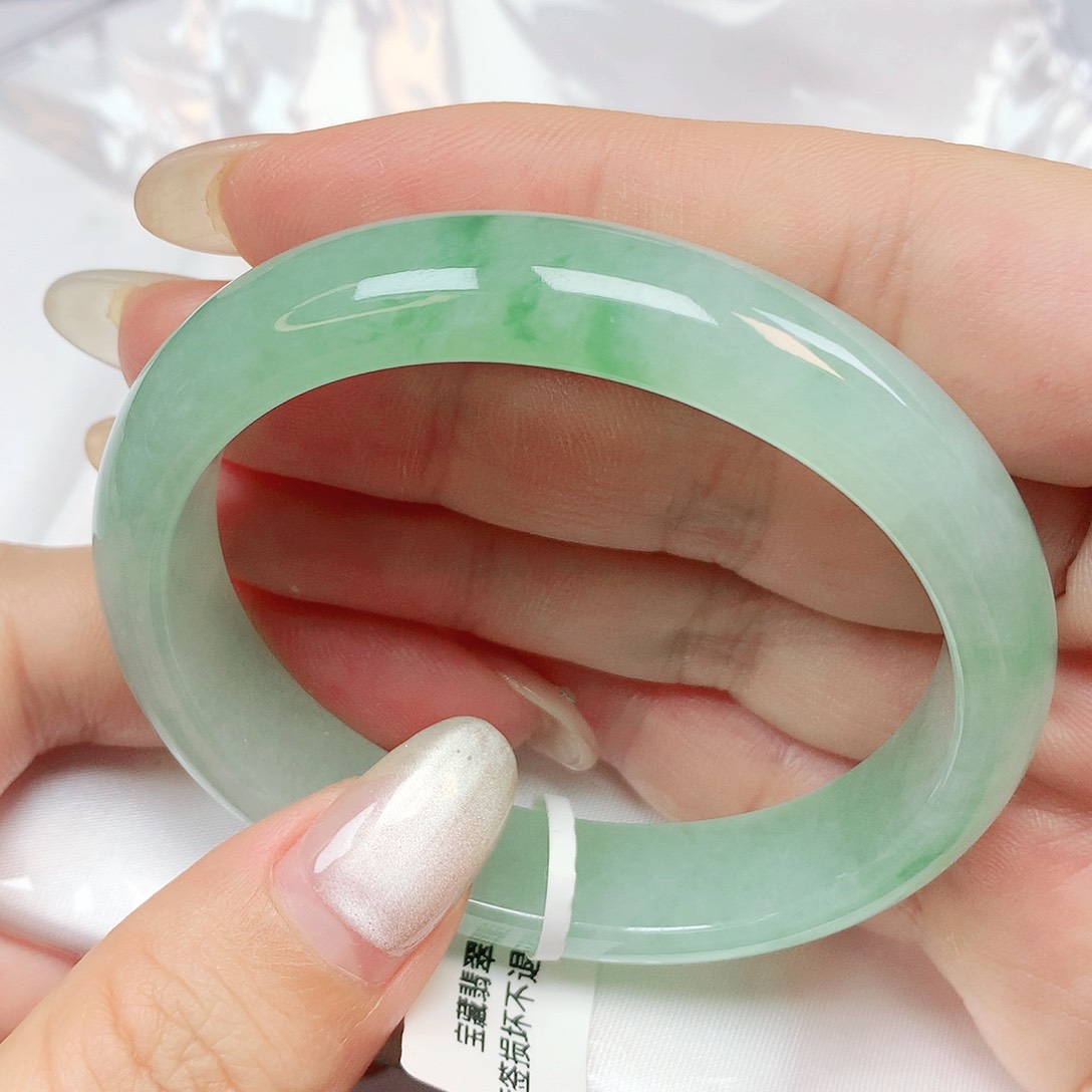 翡翠手镯未镶嵌抖音269贵妃