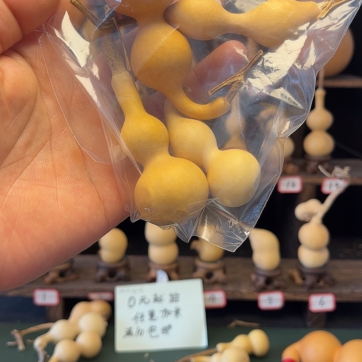 薛***么嗯哦哦陌陌摸摸哦哦