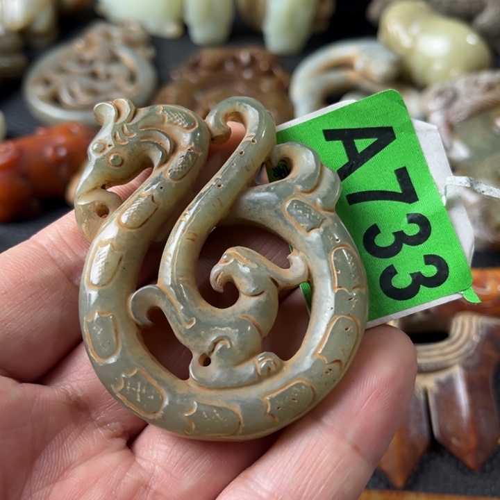 和田玉颈饰未镶嵌