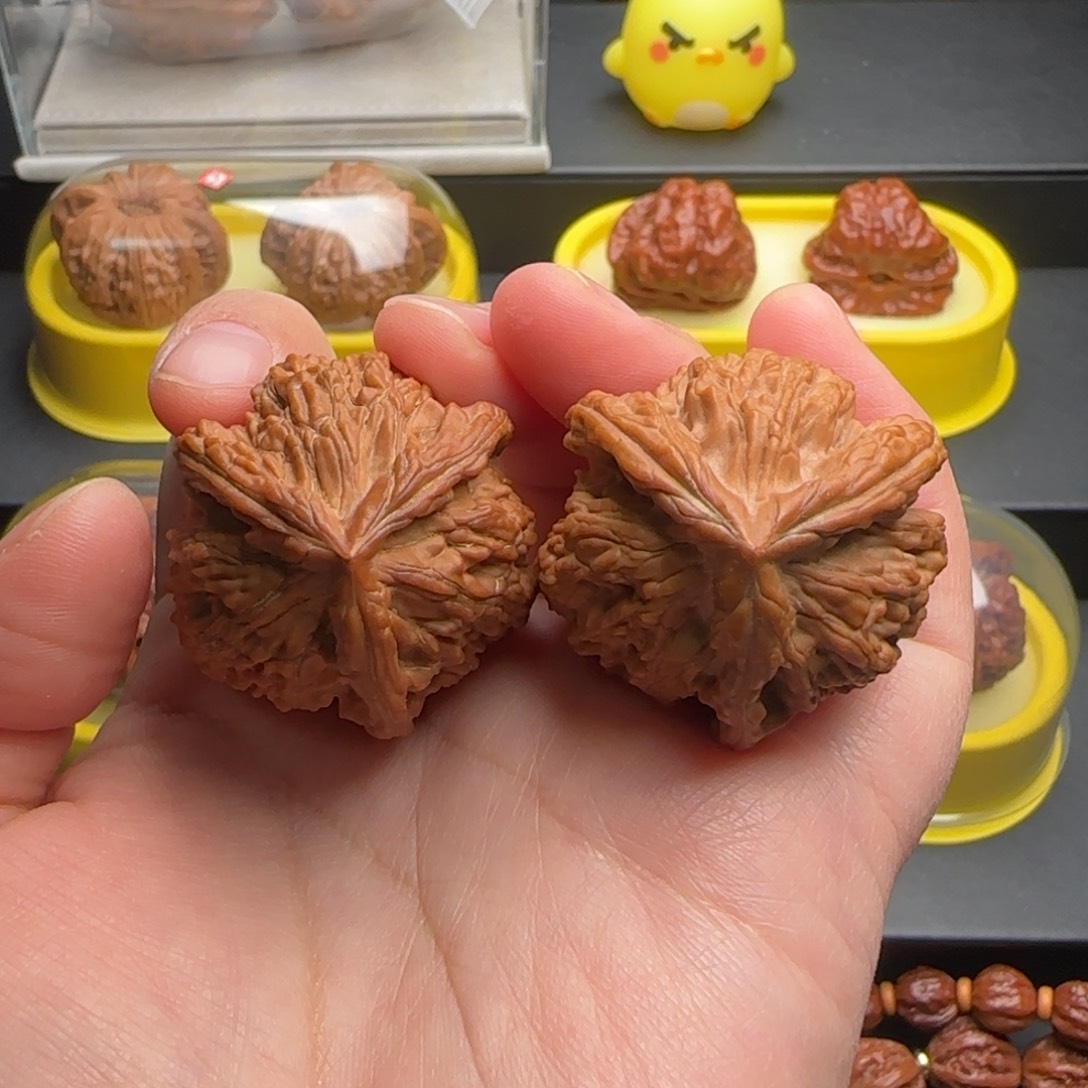 把件文玩核桃虎头奔全品37