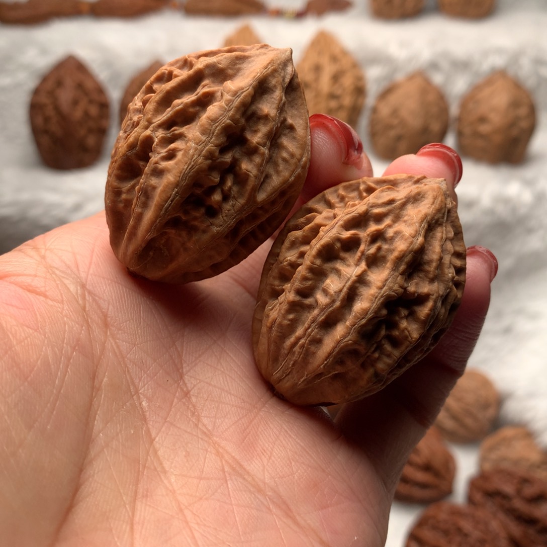 文玩核桃吊坠小武核桃11