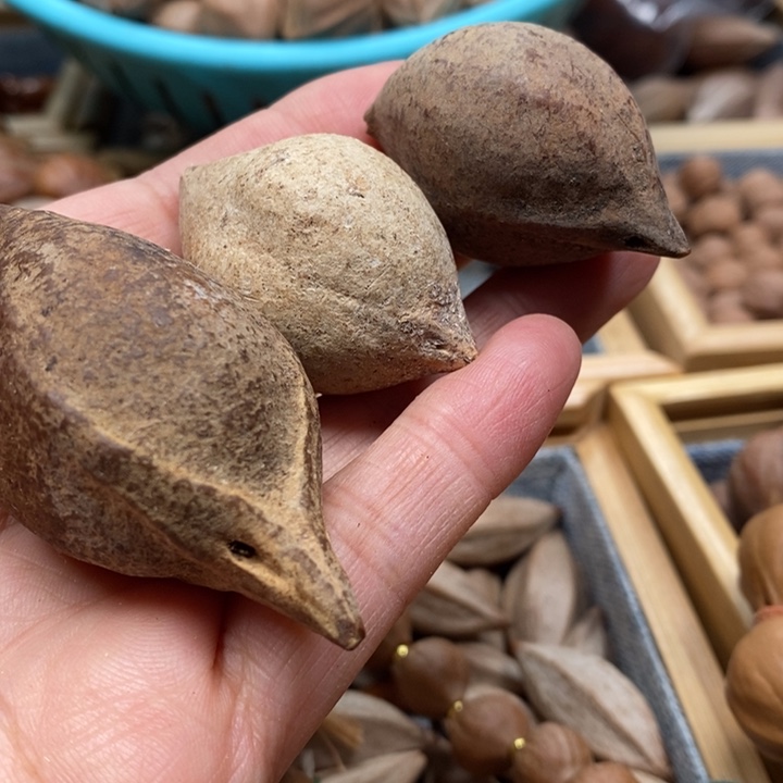 吊坠橄榄核品**鱼半斤