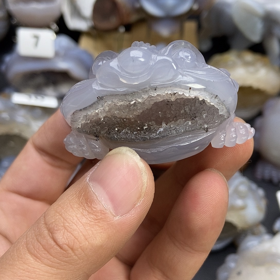 玛瑙/玉髓未镶嵌珠宝奇石