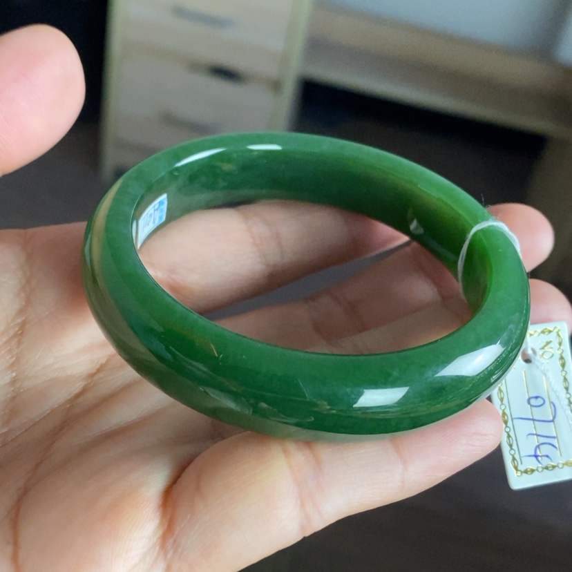 【闪购商品】未镶嵌手镯和田玉（碧玉）