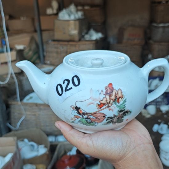 库存瓷片三打白骨精