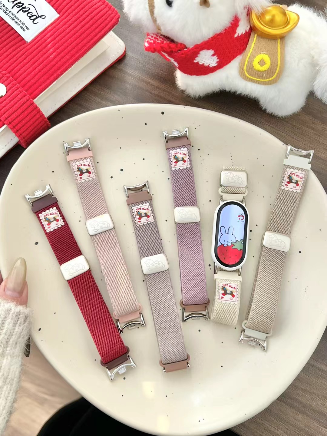 适用小米10马年尼龙磁吸表带iwatchs11苹果手表红米6可爱表带