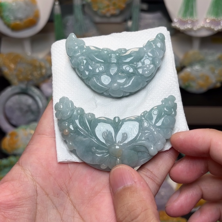 翡翠未镶嵌颈饰吊坠