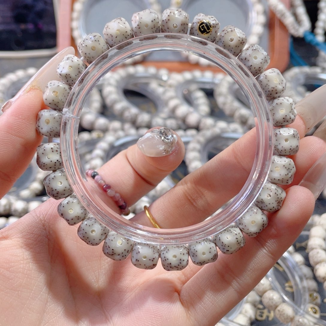 星月菩提手串星月