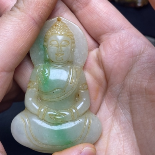 和田玉（糖玉）挂件未镶嵌