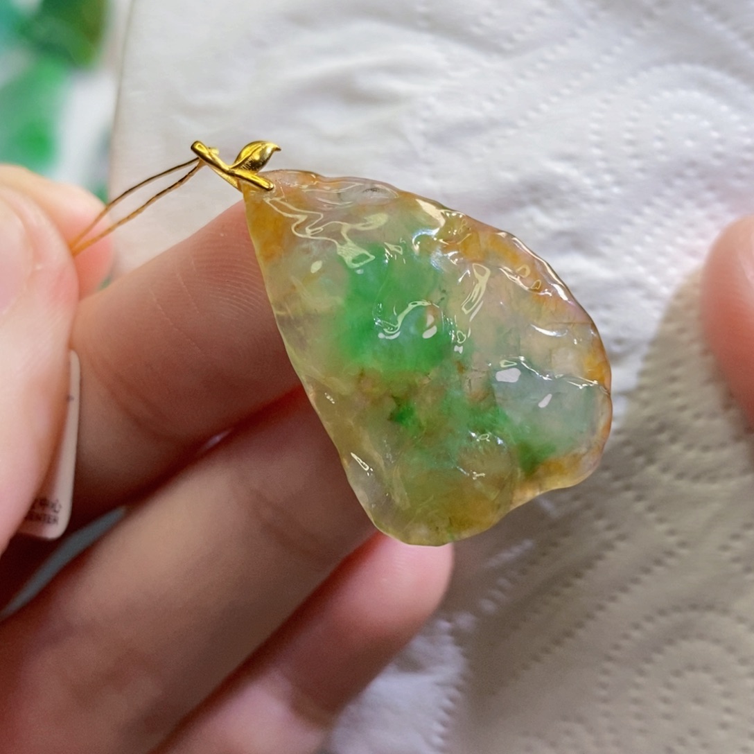 【闪购商品】翡翠吊坠(不含链)未镶嵌9141