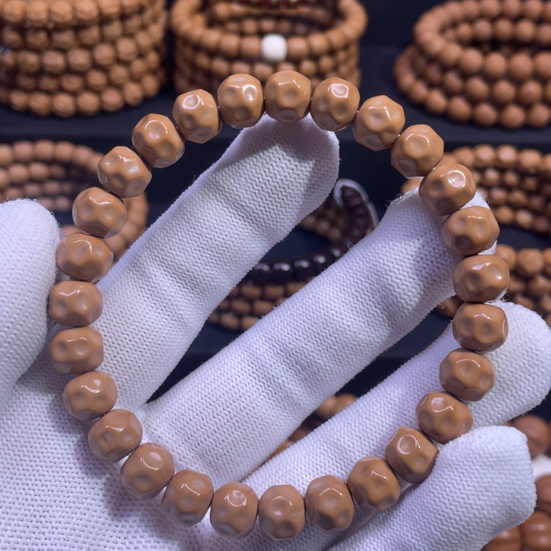 咖***)猴头核桃吊坠奶酪无相9.1mm全品