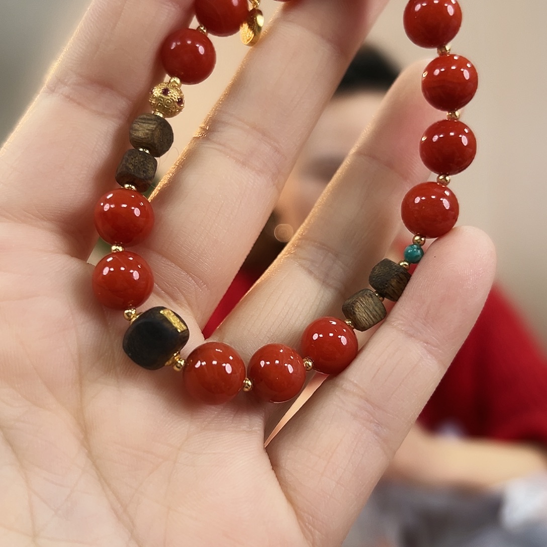 抹***儿南红玛瑙银S925镶嵌手链多样性发一