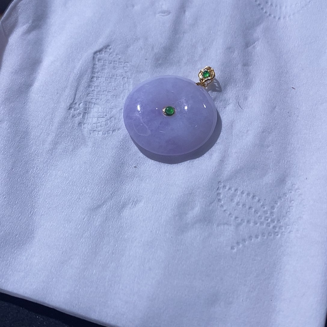 翡翠吊坠(不含链)18K金镶嵌