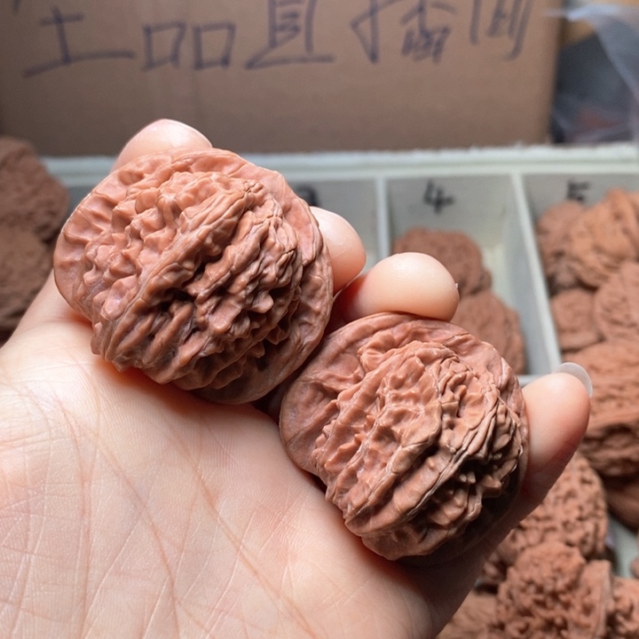 文玩核桃吊坠大*四座楼