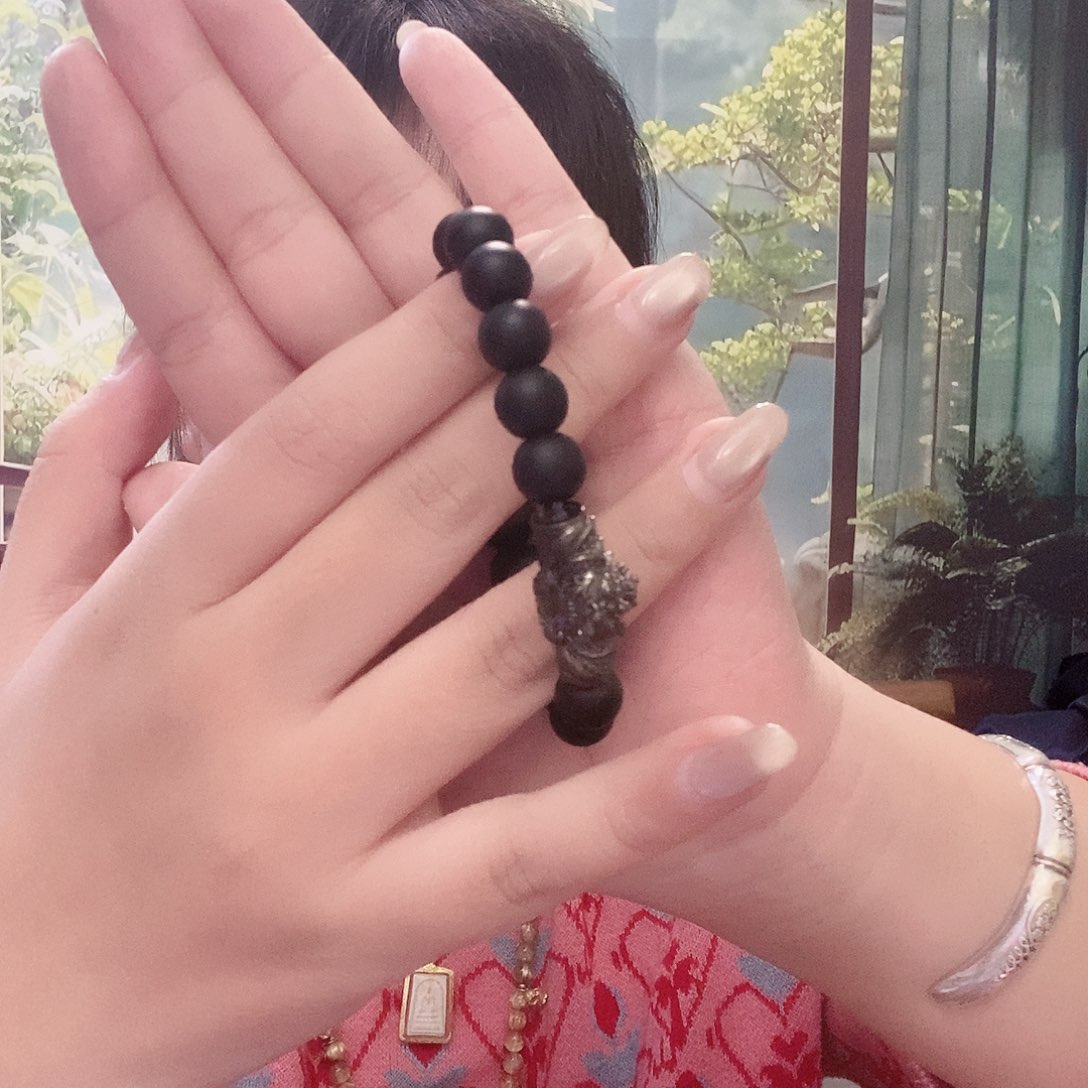 泥塑拉胡珠串福莉