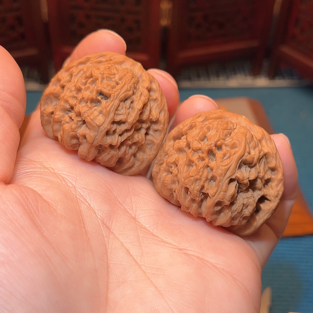 39全品南疆石，球形……