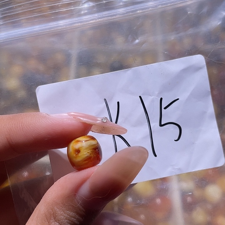 裸石琥珀未镶嵌10.6福利