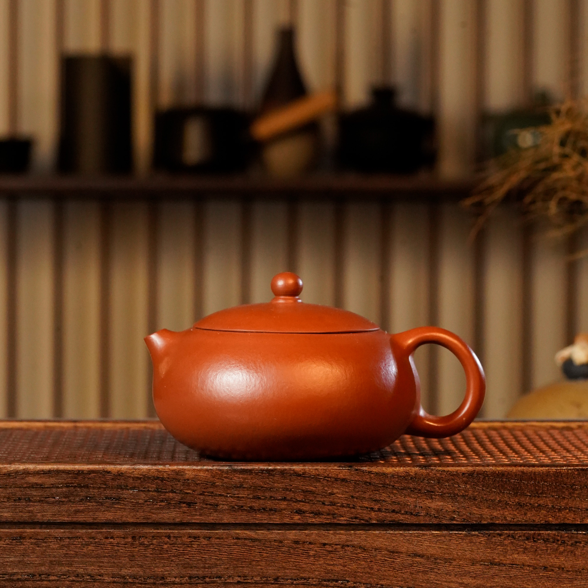 GS13-025  宜兴手工紫砂   扁西施