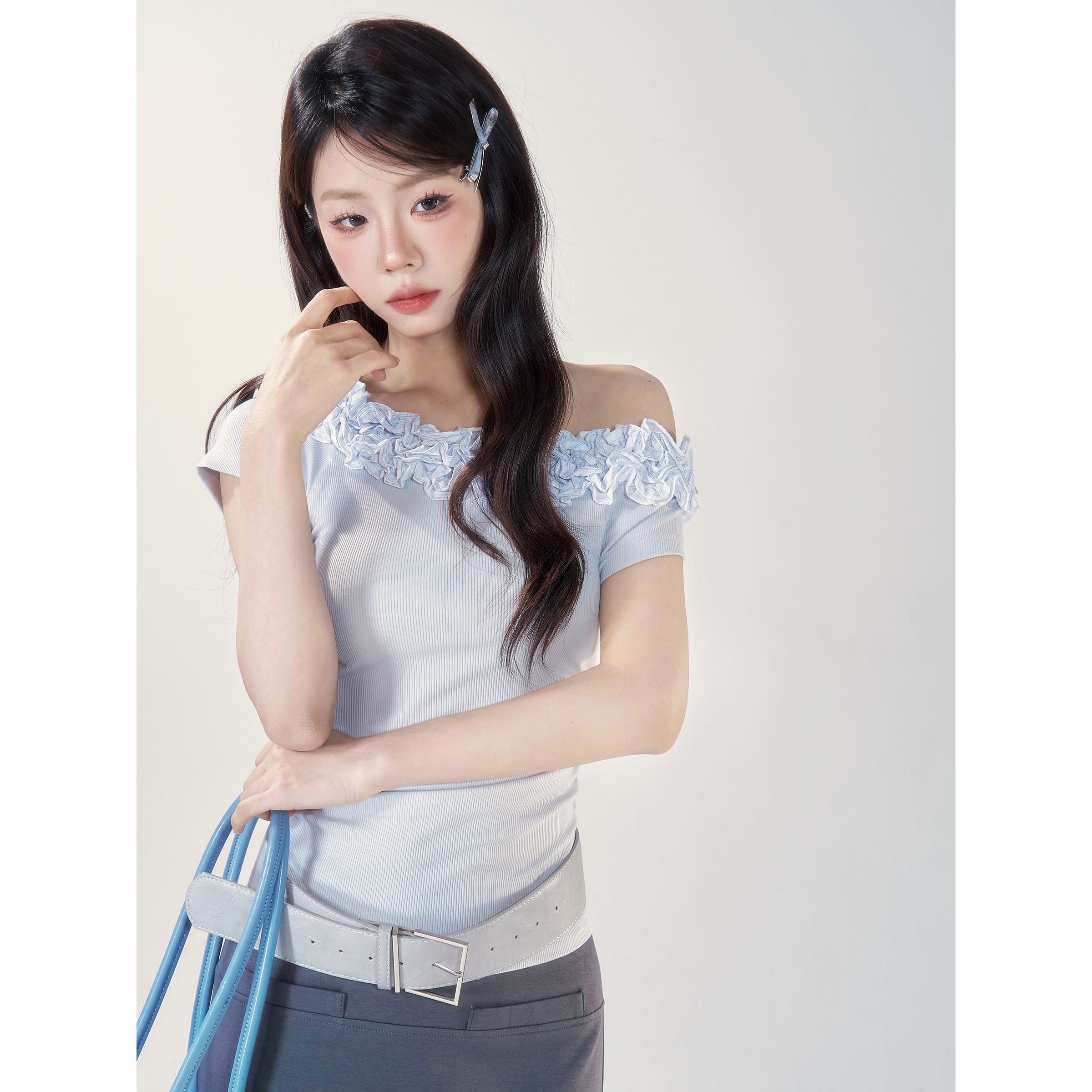 【小野莓】斜肩短袖T恤女装夏季2025修身显瘦设计感针织上衣BT97630