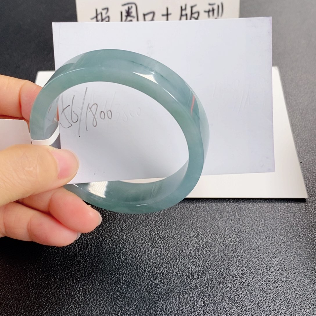 翡翠未镶嵌手镯天然翡翠