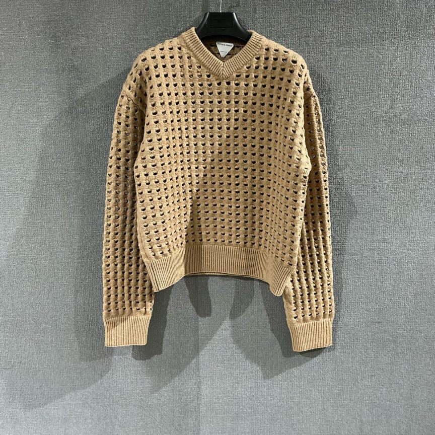 未使用 BOTTEGA VENETA/葆蝶家 （pm）卡其色羊毛镂空毛衣 L码/0061
