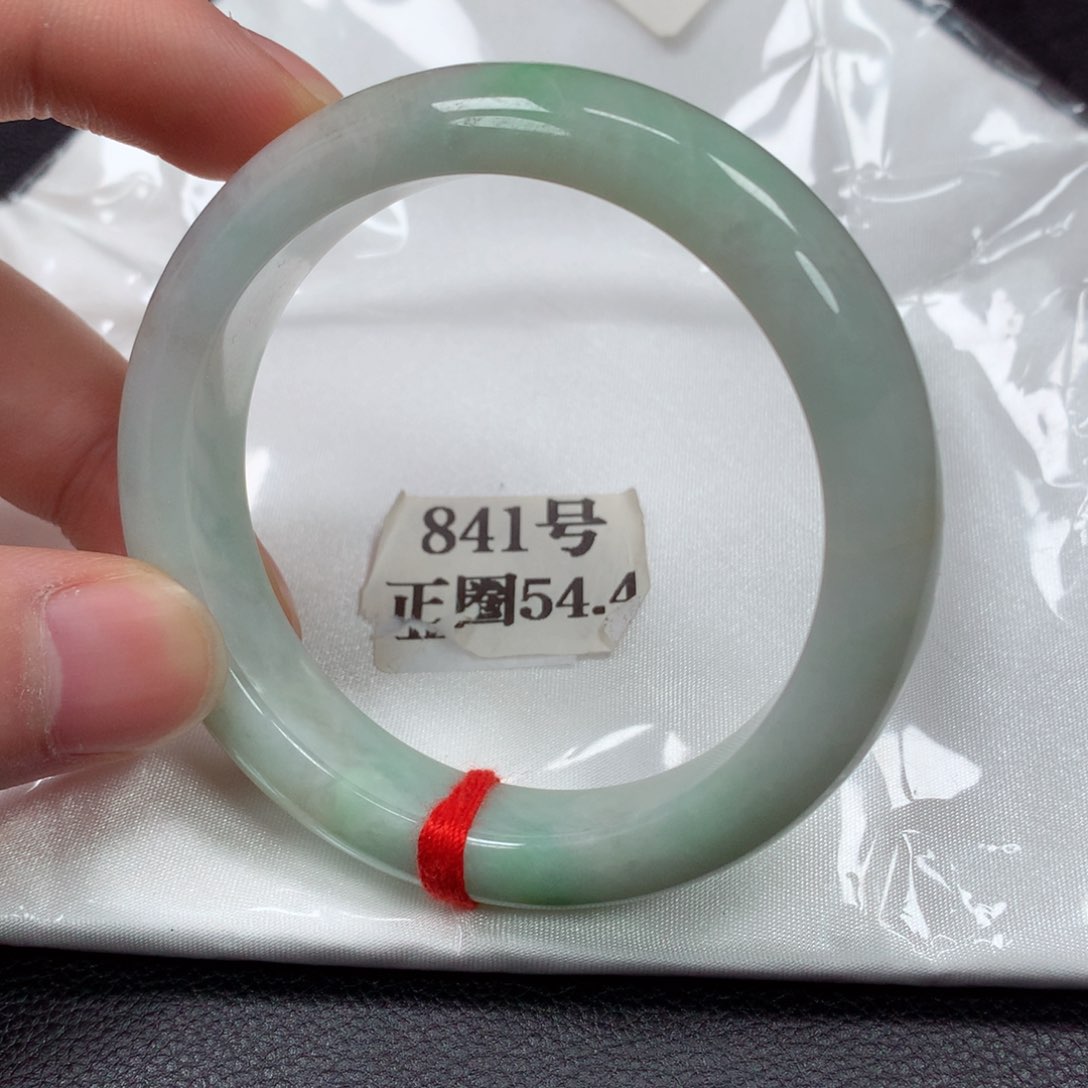 翡翠手镯未镶嵌841号