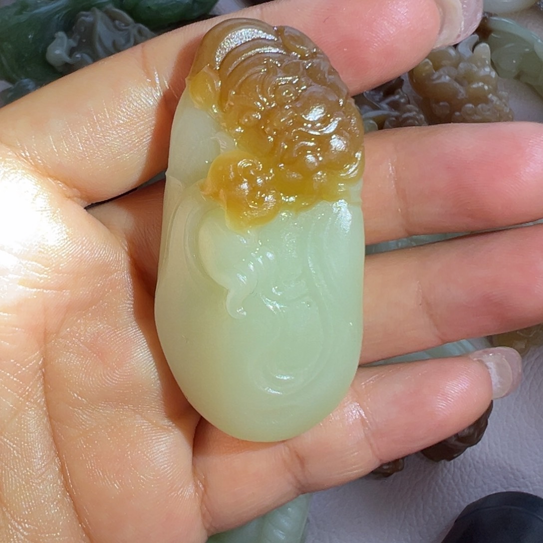 颈饰未镶嵌和田玉