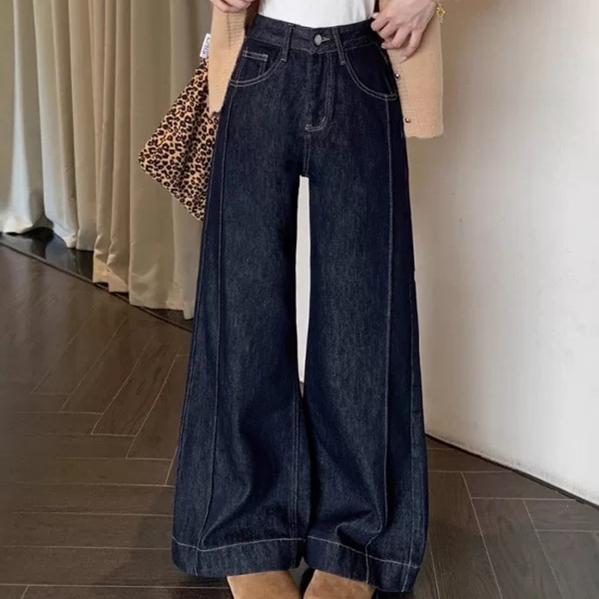 深色牛仔加绒直筒裤