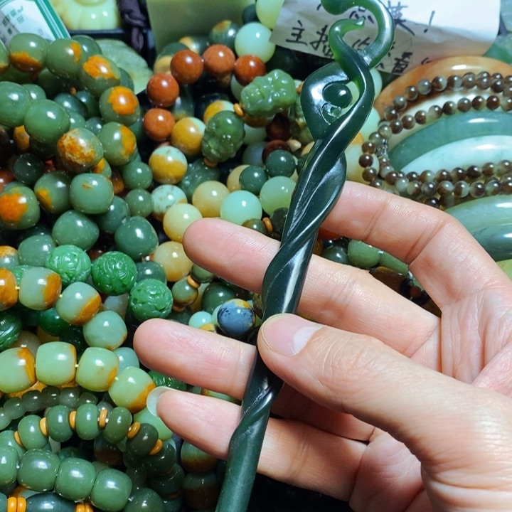 蛇纹石玉发饰未镶嵌