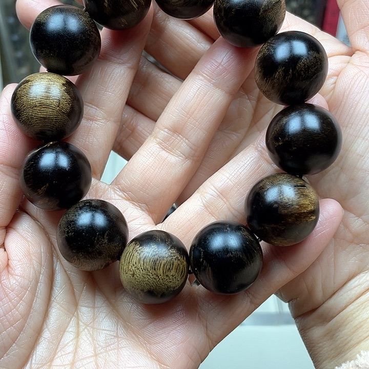 沉香手串天*越南芽庄白奇楠留疤料