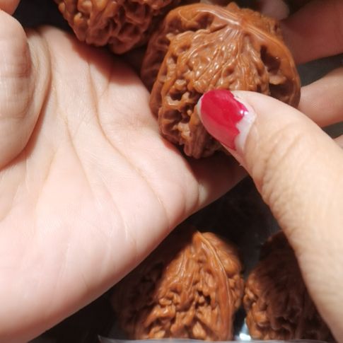 猴头核桃吊坠隔**王46四座楼