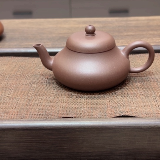 紫砂茶壶黄龙山原矿底槽清半手工瑕．